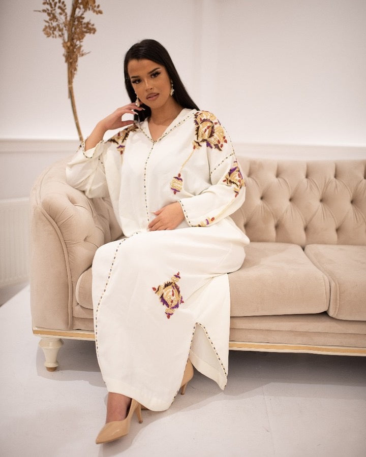 Karima White Djellaba – Casual Moroccan Tunic for Everyday Comfort