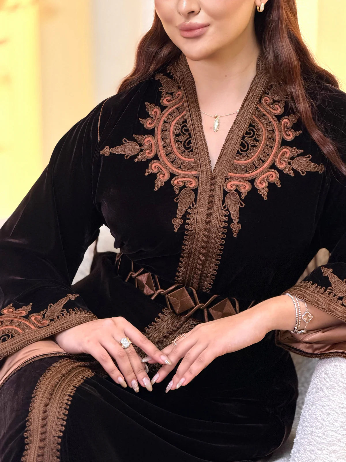 Caftán Ayla Negro – Vestido marroquí hecho a mano – vista del producto 9