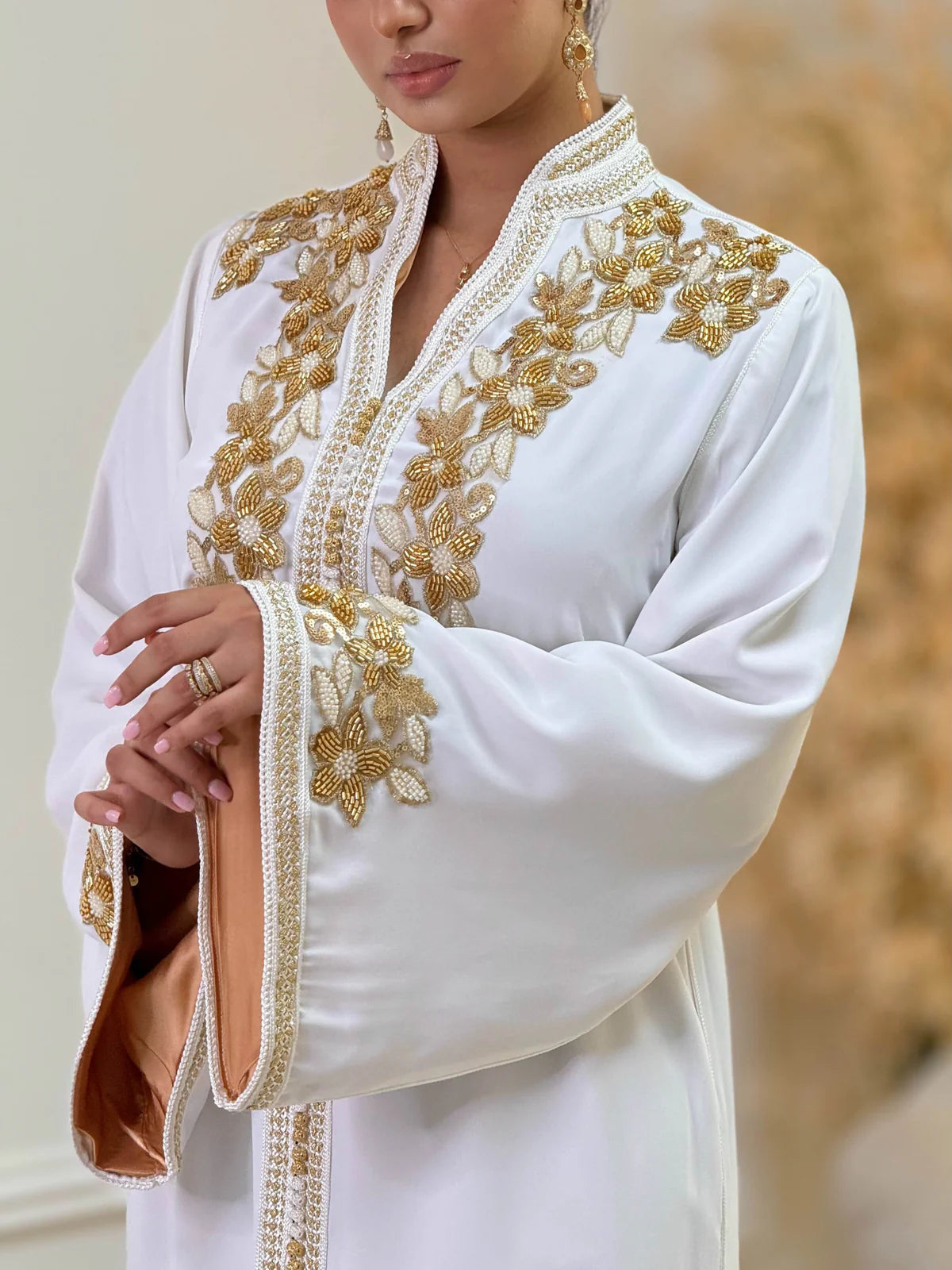 Caftán Rihab Blanco – Vestido marroquí hecho a mano – vista del producto 5
