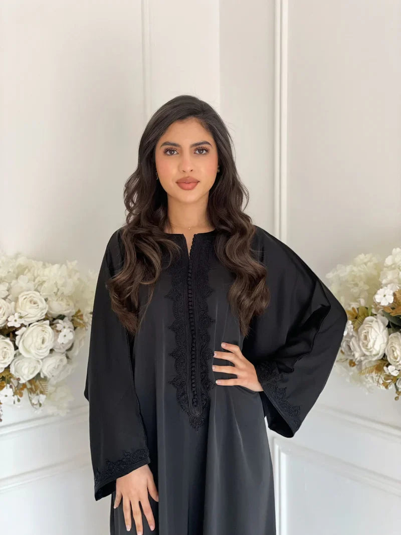 Dalila Black Abaya – Elegant Moroccan Robe for Home & Gatherings