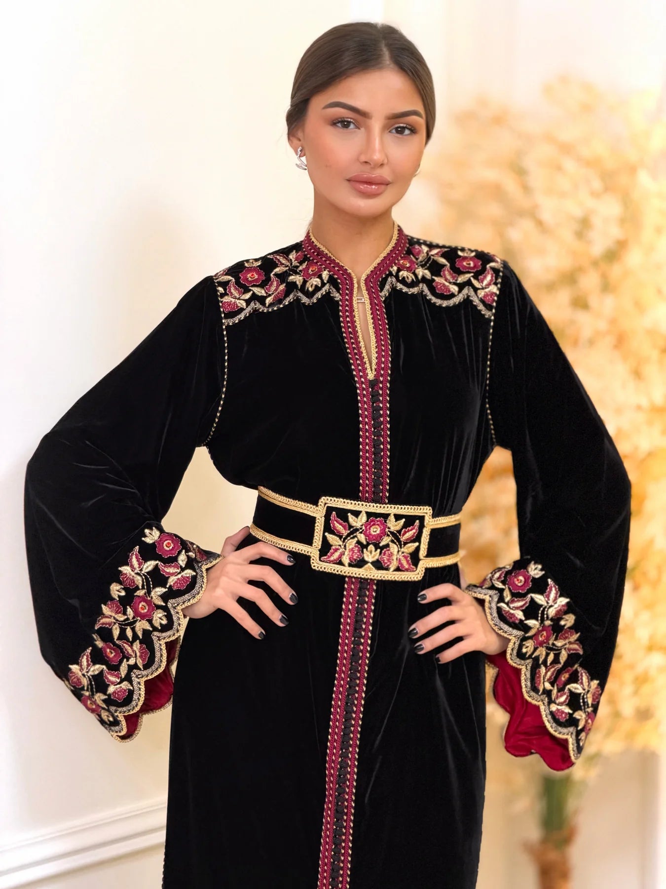 Caftán Lamiaa Negro – Vestido marroquí hecho a mano – vista del producto 7