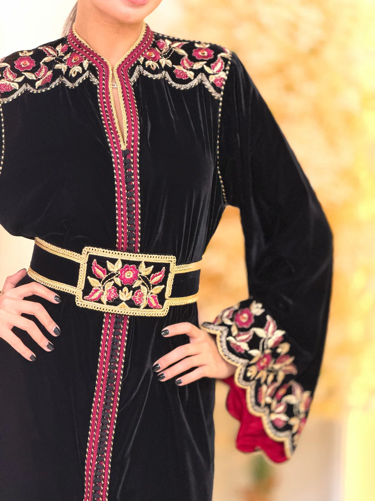 Caftán Lamiaa Negro – Vestido marroquí hecho a mano – vista del producto 8